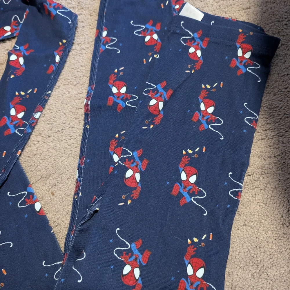 New! HA Kids Navy Blue Spiderman Halloween PJs (140/10)
